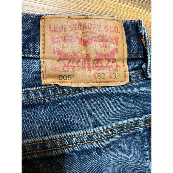 Levi’s 505 Men’s regular straight leg size 32x32 - Picture 3 of 9